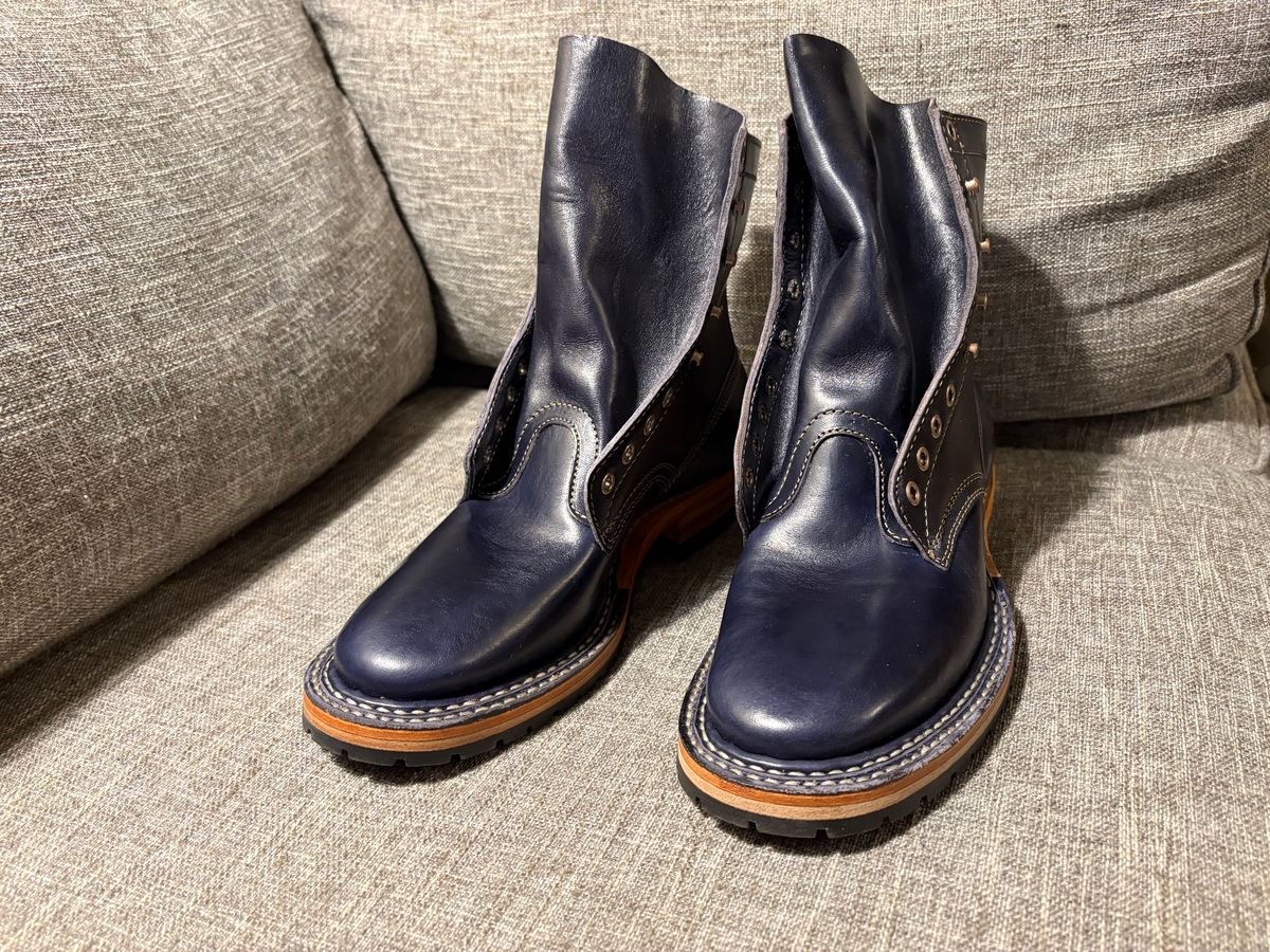 Photo by geckotrekker on November 3, 2025 of the White's Bounty Hunter in Maryam Navy Horsehide.