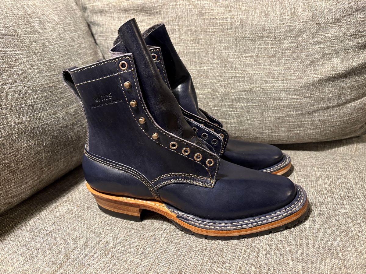 Photo by geckotrekker on November 3, 2025 of the White's Bounty Hunter in Maryam Navy Horsehide.