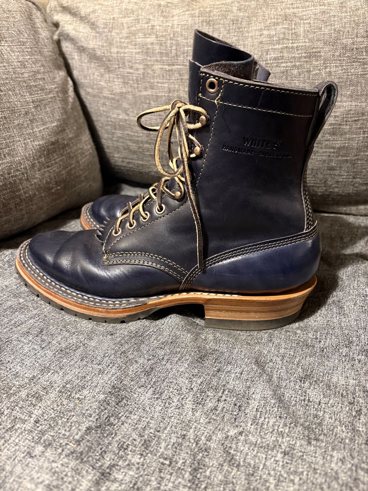 Photo by geckotrekker on February 5, 2026 of the White's Bounty Hunter in Maryam Navy Horsehide.