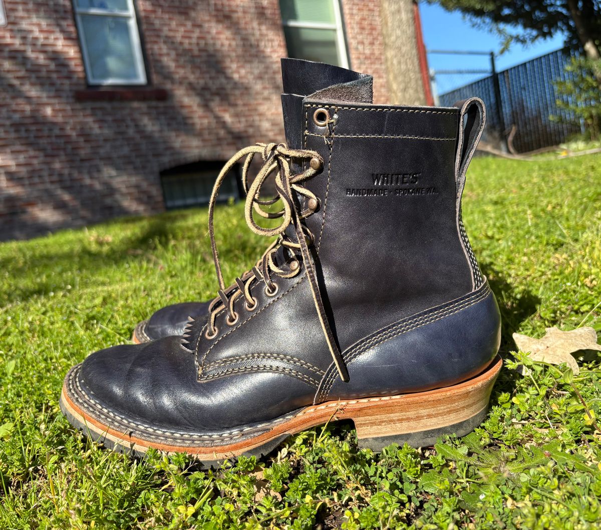 Photo by geckotrekker on April 3, 2026 of the White's Bounty Hunter in Maryam Navy Horsehide.