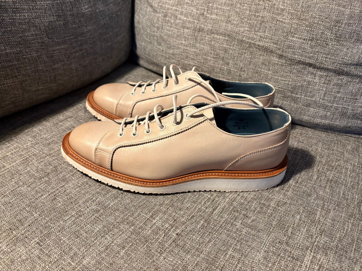 Photo by geckotrekker on May 9, 2026 of the Tricker's Dominic Monkey Shoe in Cream Funchal.