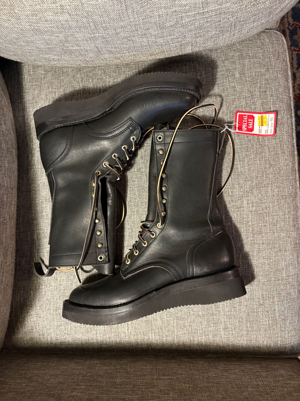 Photo by geckotrekker on March 13, 2026 of the Baker’s Sample in Black Smooth.