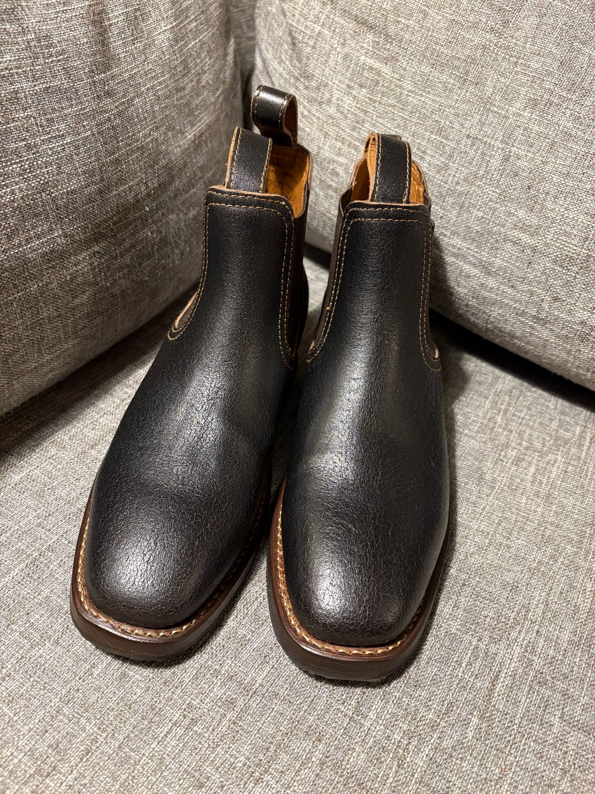 Photo by geckotrekker on October 2, 2025 of the Thursday Journeyman in Thursday Waxed Cacao.