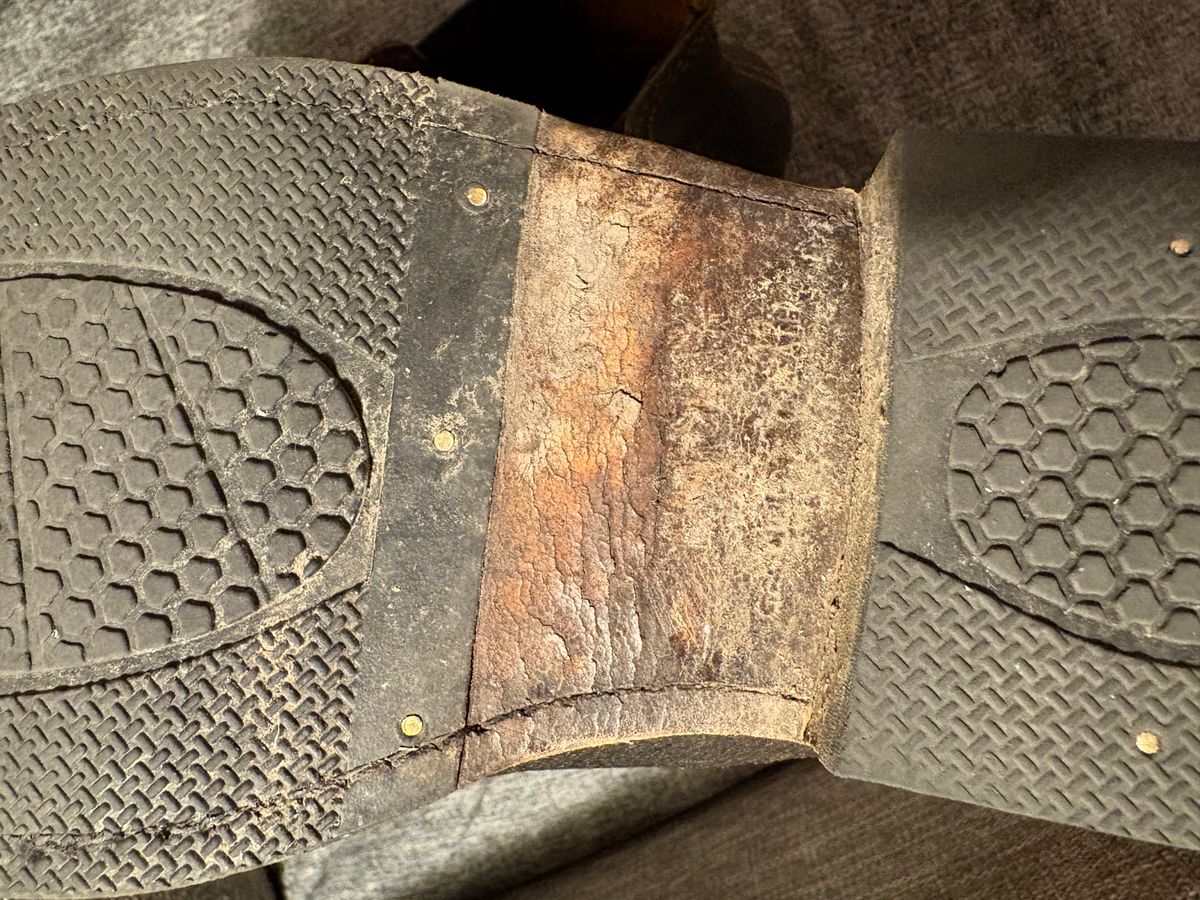 Photo by geckotrekker on March 4, 2026 of the Thursday Journeyman in Thursday Waxed Cacao.