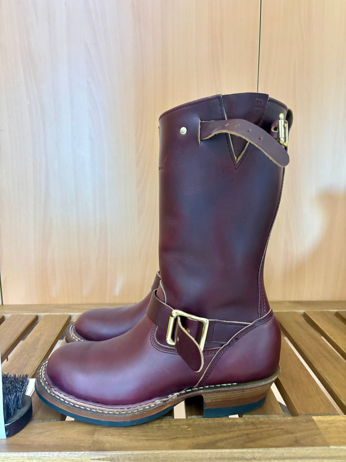 Photo by Cafeselfiedude on October 4, 2025 of the White's Nomad Engineer Boots in Horween Burgundy Chromexcel.