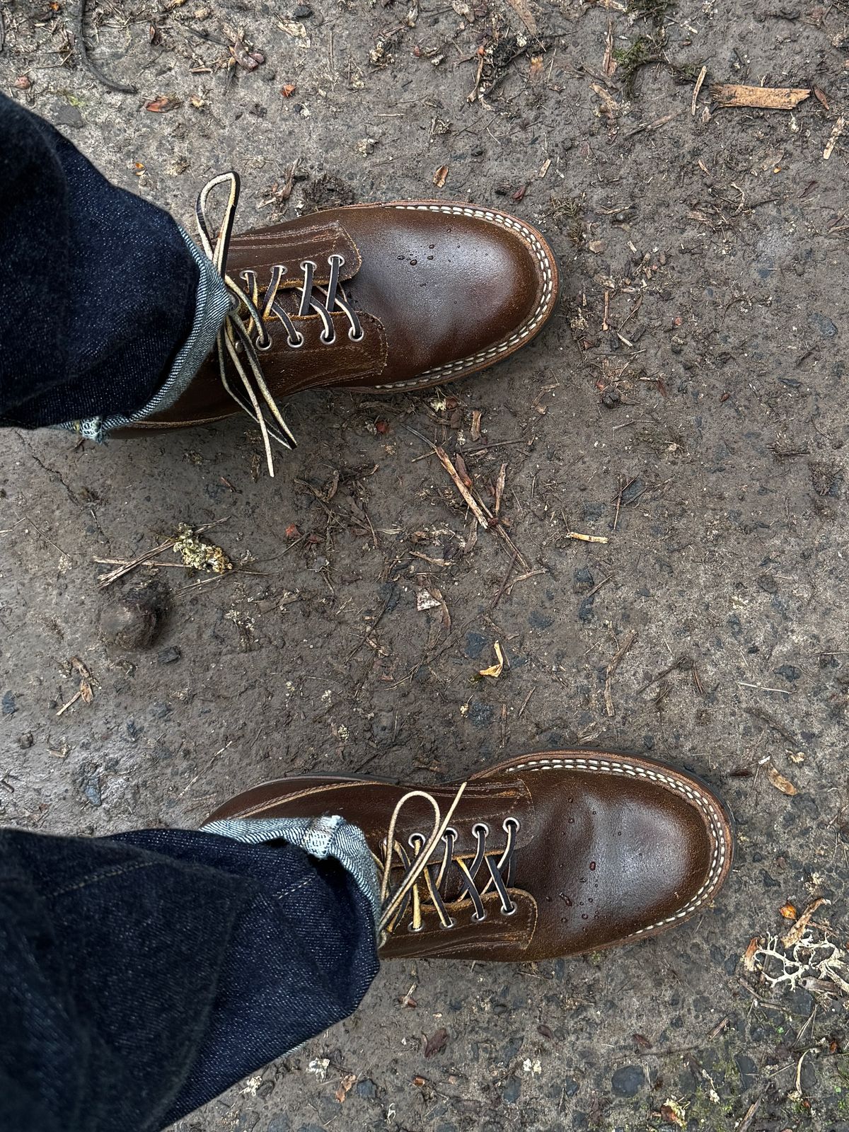 Photo by danielc on May 11, 2025 of the White's 350 Cruiser in Horween Cinnamon Waxed Flesh.