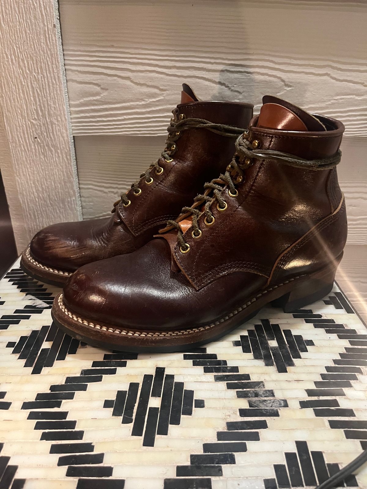 Photo by MrStudabaker on February 6, 2026 of the John Lofgren Steel Gang Boots in Dark Brown Shinki Horsebutt.