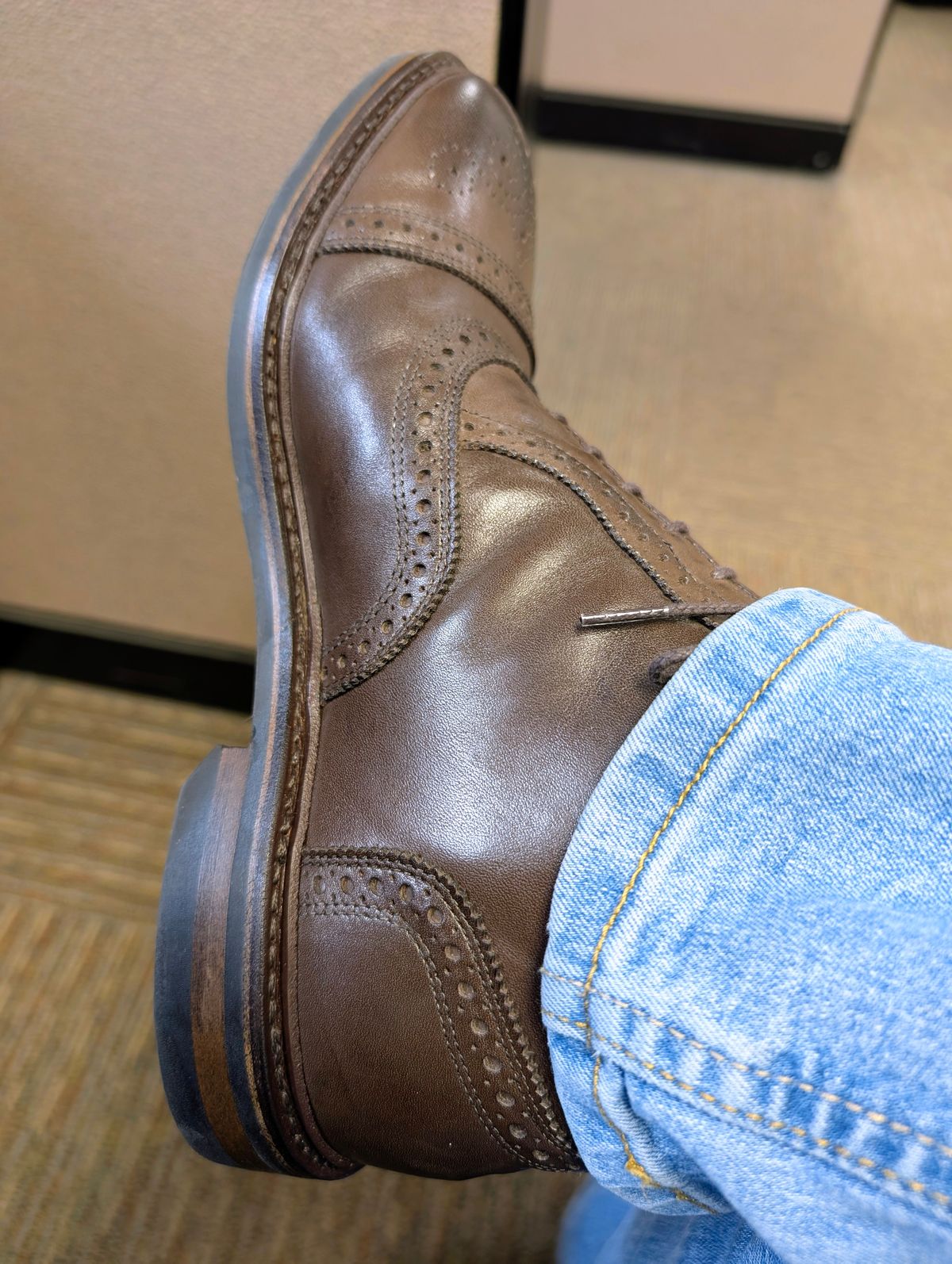 Photo by lemonpeak on February 18, 2026 of the Allen Edmonds Hamilton in Allen Edmonds Brown.