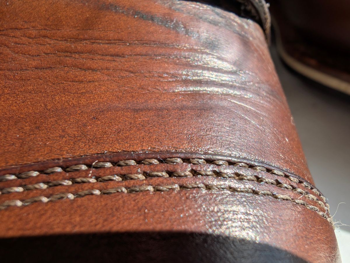 Photo by lemonpeak on November 16, 2025 of the HELM Boots The Hollis in Krumenauer Olive.