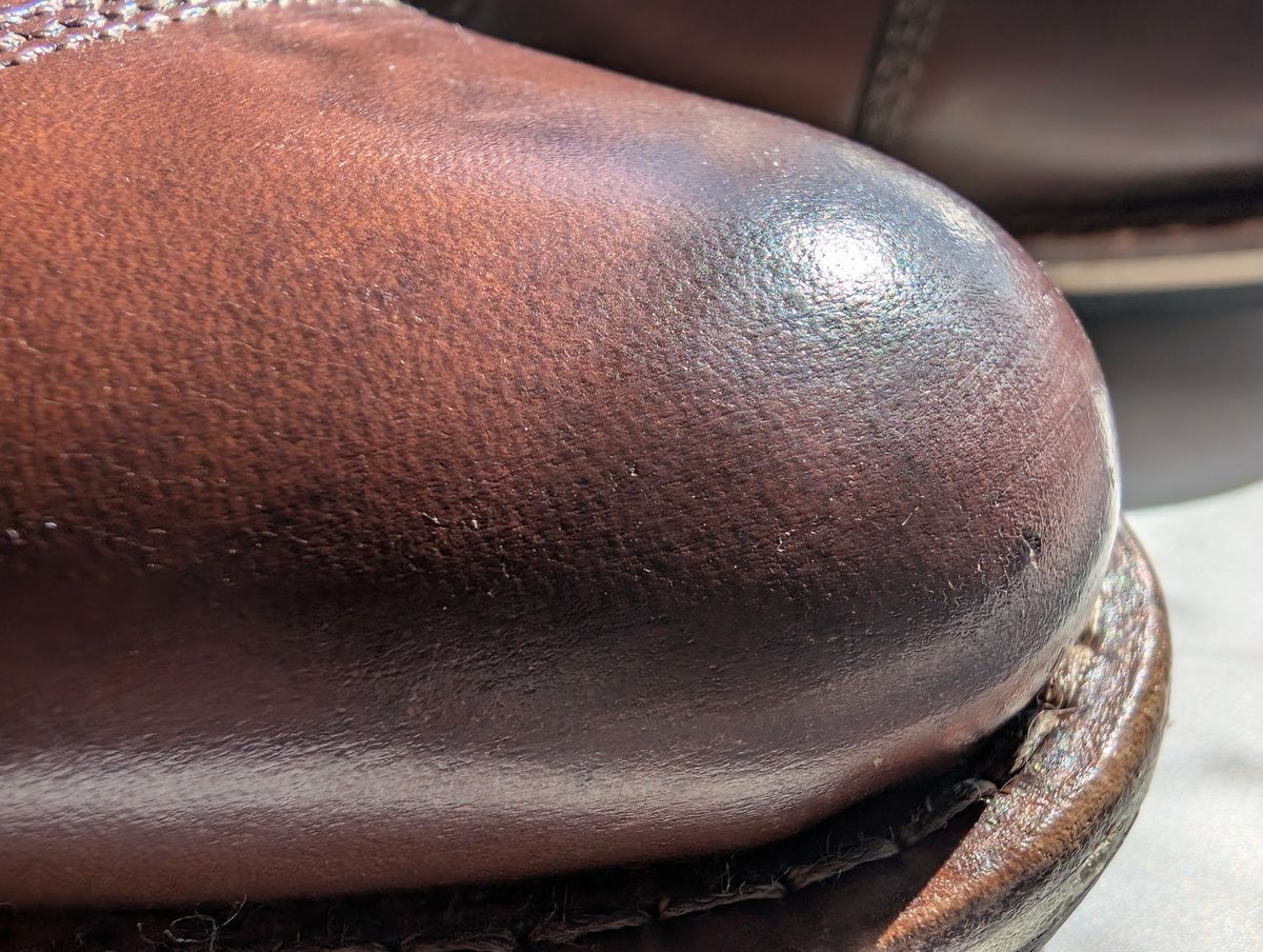 Photo by lemonpeak on November 16, 2025 of the HELM Boots The Hollis in Krumenauer Olive.