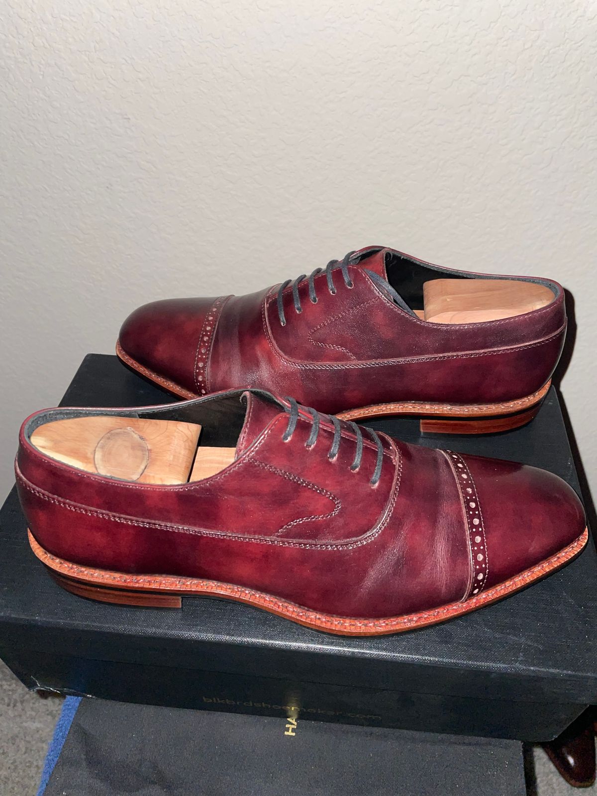 Photo by AmericanFlo on May 3, 2025 of the Blkbrd Shoemaker Richie in Zonta Burgundy Museum Calf.