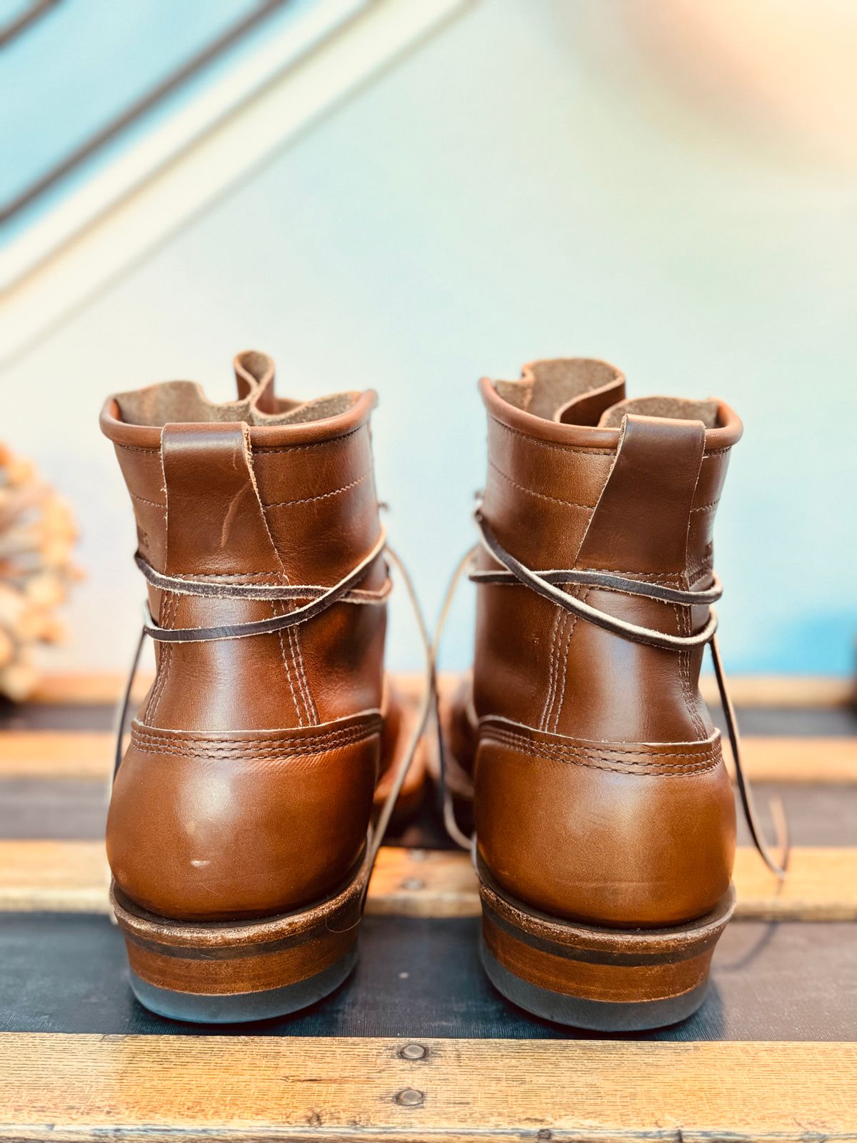 Photo by EliCashsWildcat on October 5, 2024 of the White's 350 Cutter in Horween British Tan Chromexcel.