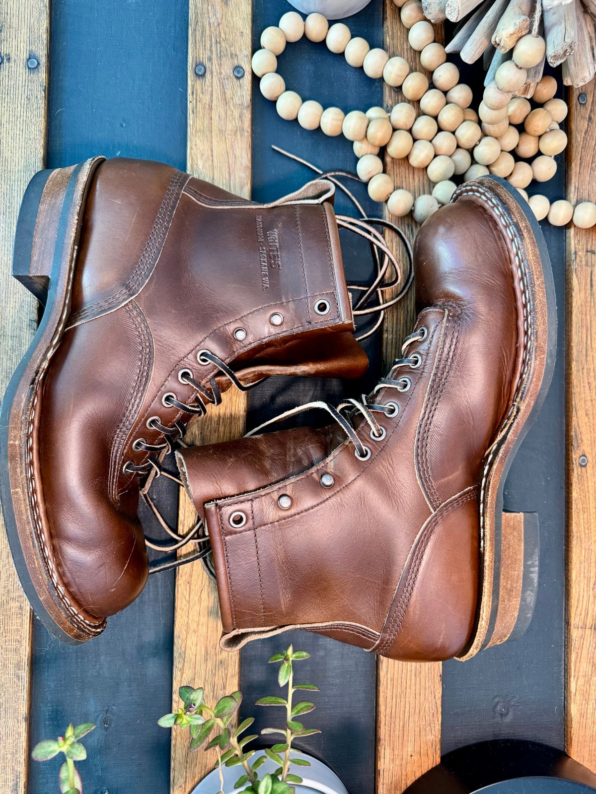 Photo by EliCashsWildcat on November 6, 2024 of the White's 350 Cutter in Horween British Tan Chromexcel.