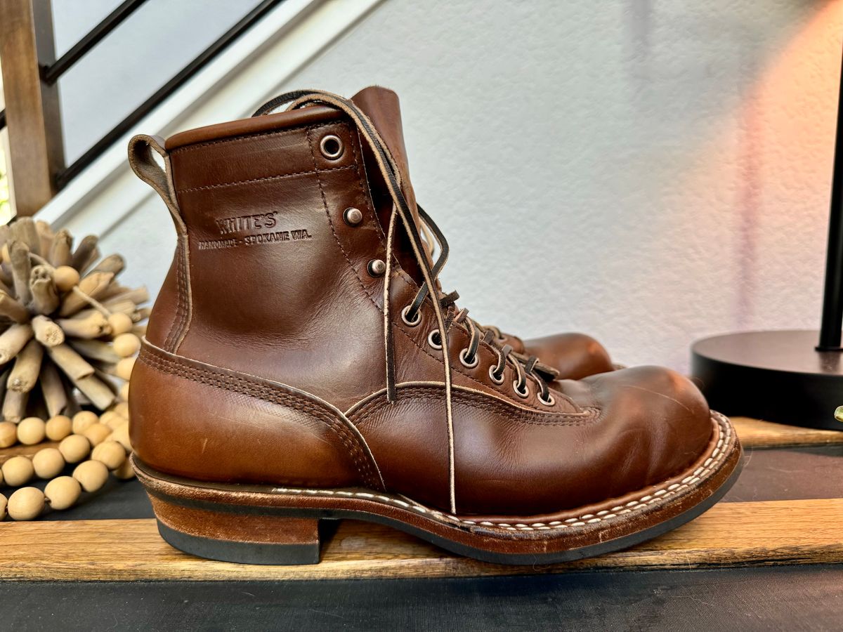Photo by EliCashsWildcat on November 6, 2024 of the White's 350 Cutter in Horween British Tan Chromexcel.