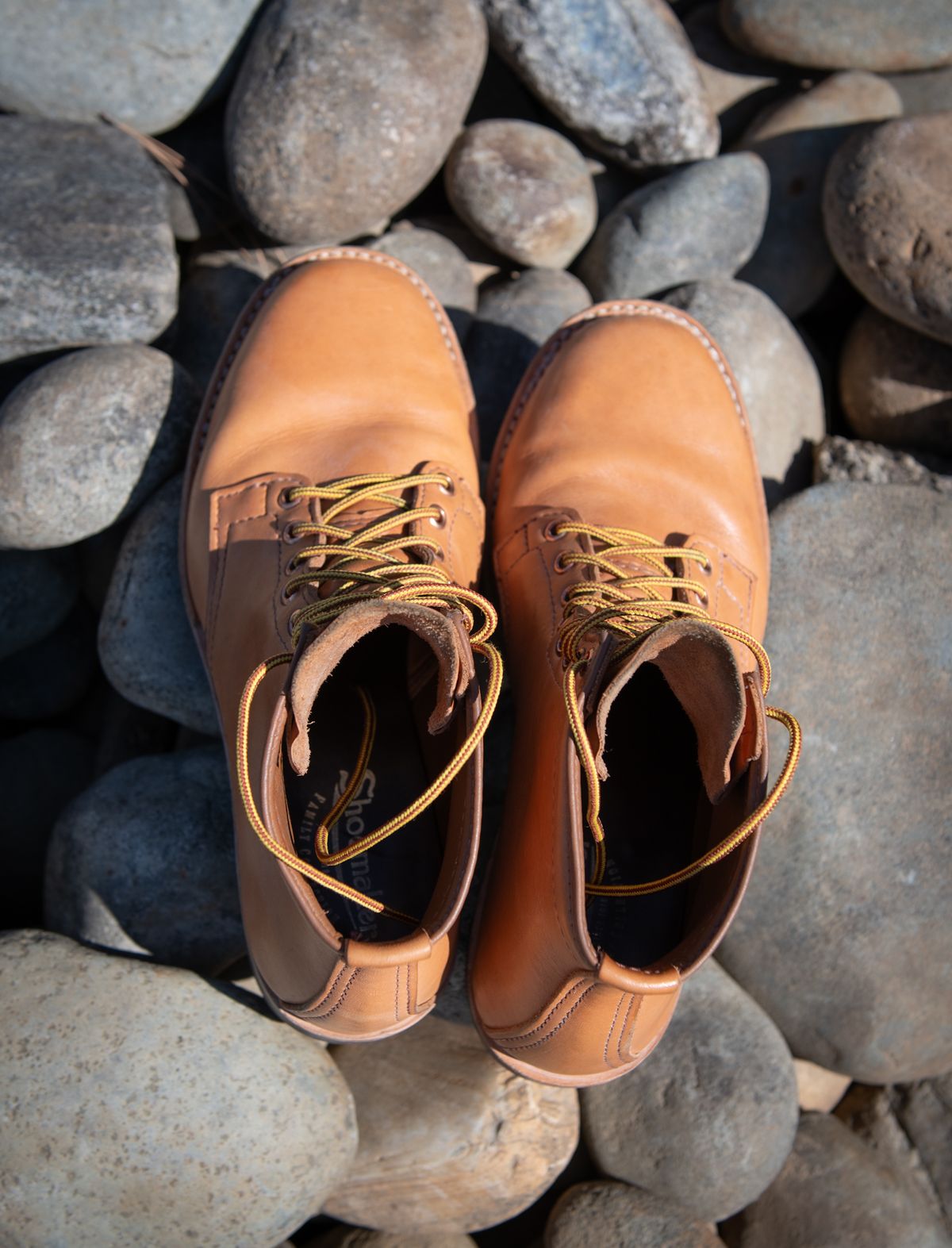 Photo by kungfubeach on September 26, 2025 of the Wesco Johannes in Horween Natural Essex.