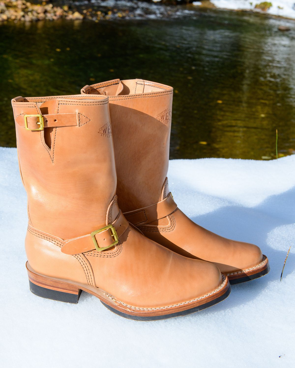 Photo by kungfubeach on November 1, 2025 of the Wesco Mister Lou in Maryam Natural Horsebutt.