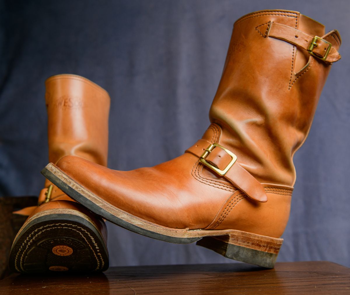 Photo by kungfubeach on December 20, 2025 of the Wesco Mister Lou in Maryam Natural Horsebutt.