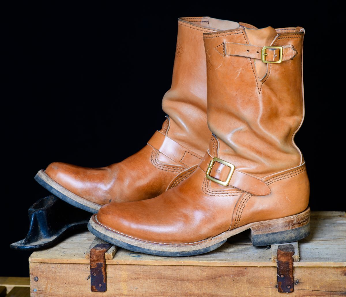 Photo by kungfubeach on January 5, 2026 of the Wesco Mister Lou in Maryam Natural Horsebutt.