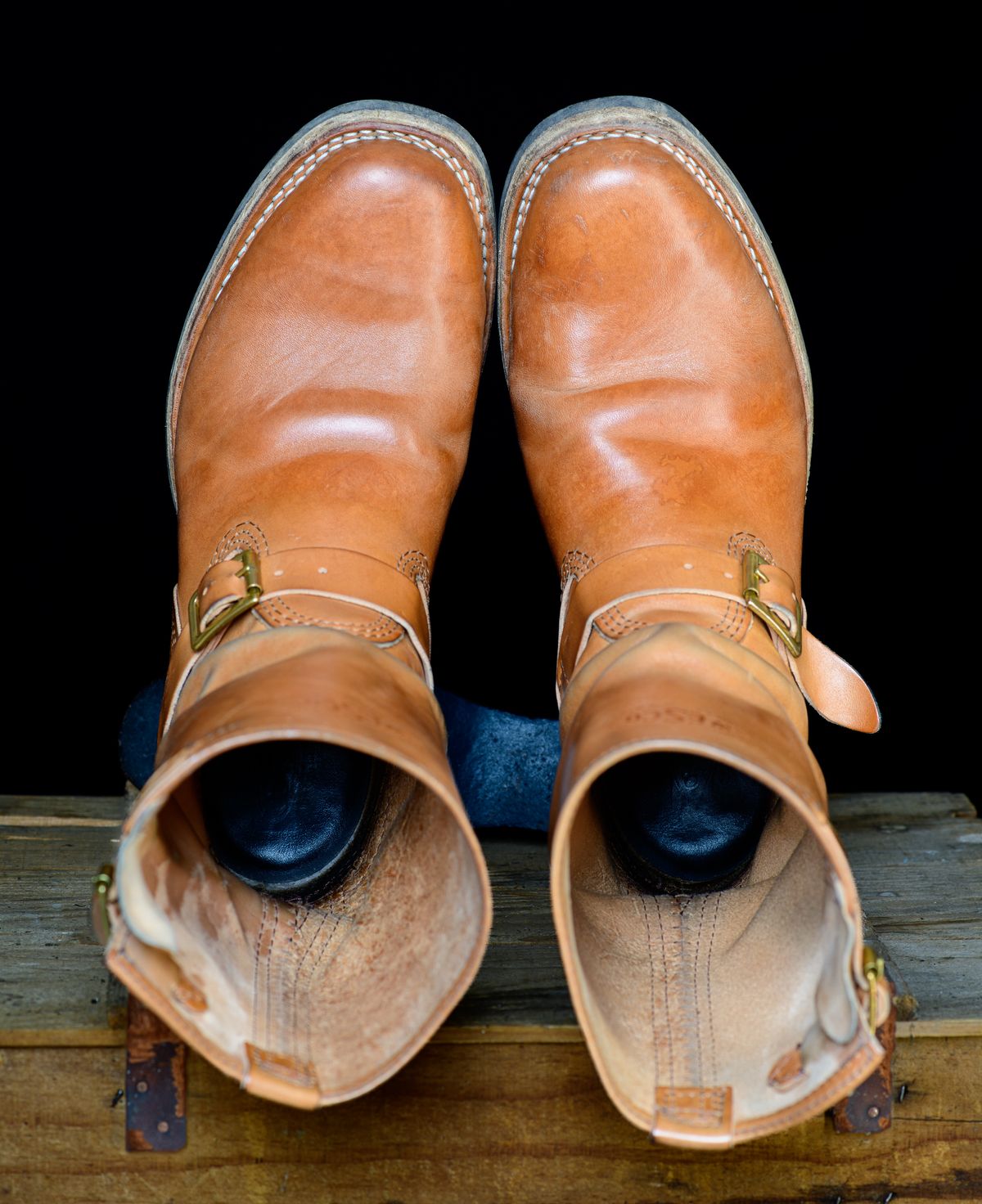 Photo by kungfubeach on January 5, 2026 of the Wesco Mister Lou in Maryam Natural Horsebutt.