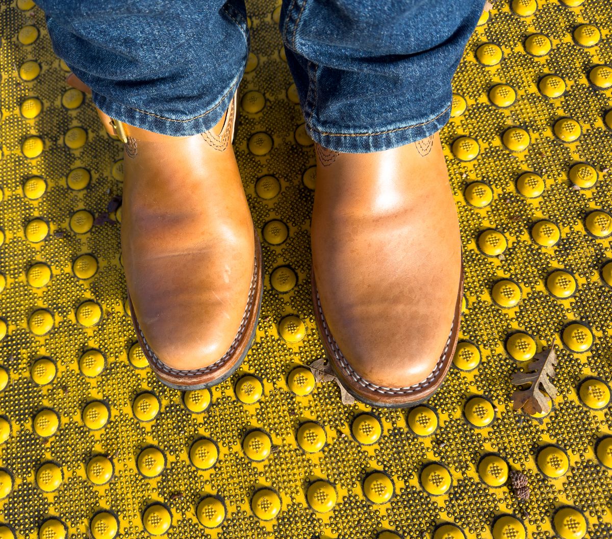 Photo by kungfubeach on November 6, 2025 of the Wesco Mister Lou in Maryam Natural Horsebutt.