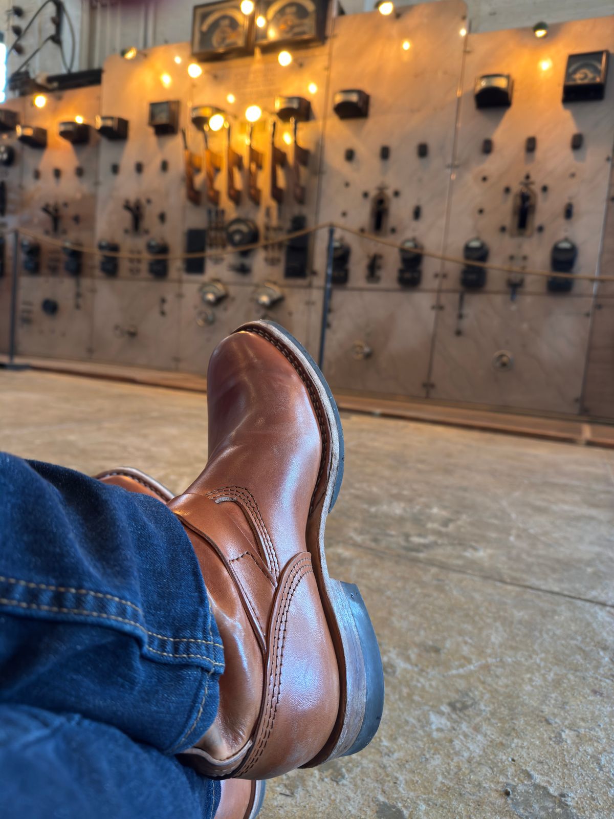 Photo by kungfubeach on January 31, 2026 of the Wesco Mister Lou in Maryam Natural Horsebutt.