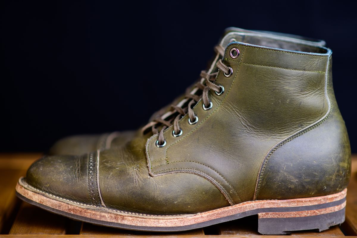 Photo by kungfubeach on November 2, 2025 of the Viberg Service Boot in Horween Olive Chromepak.