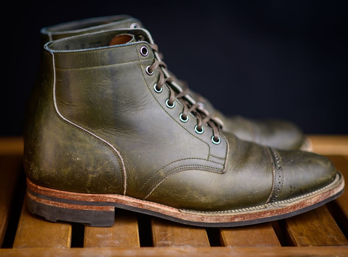 Photo by kungfubeach on November 2, 2025 of the Viberg Service Boot in Horween Olive Chromepak.
