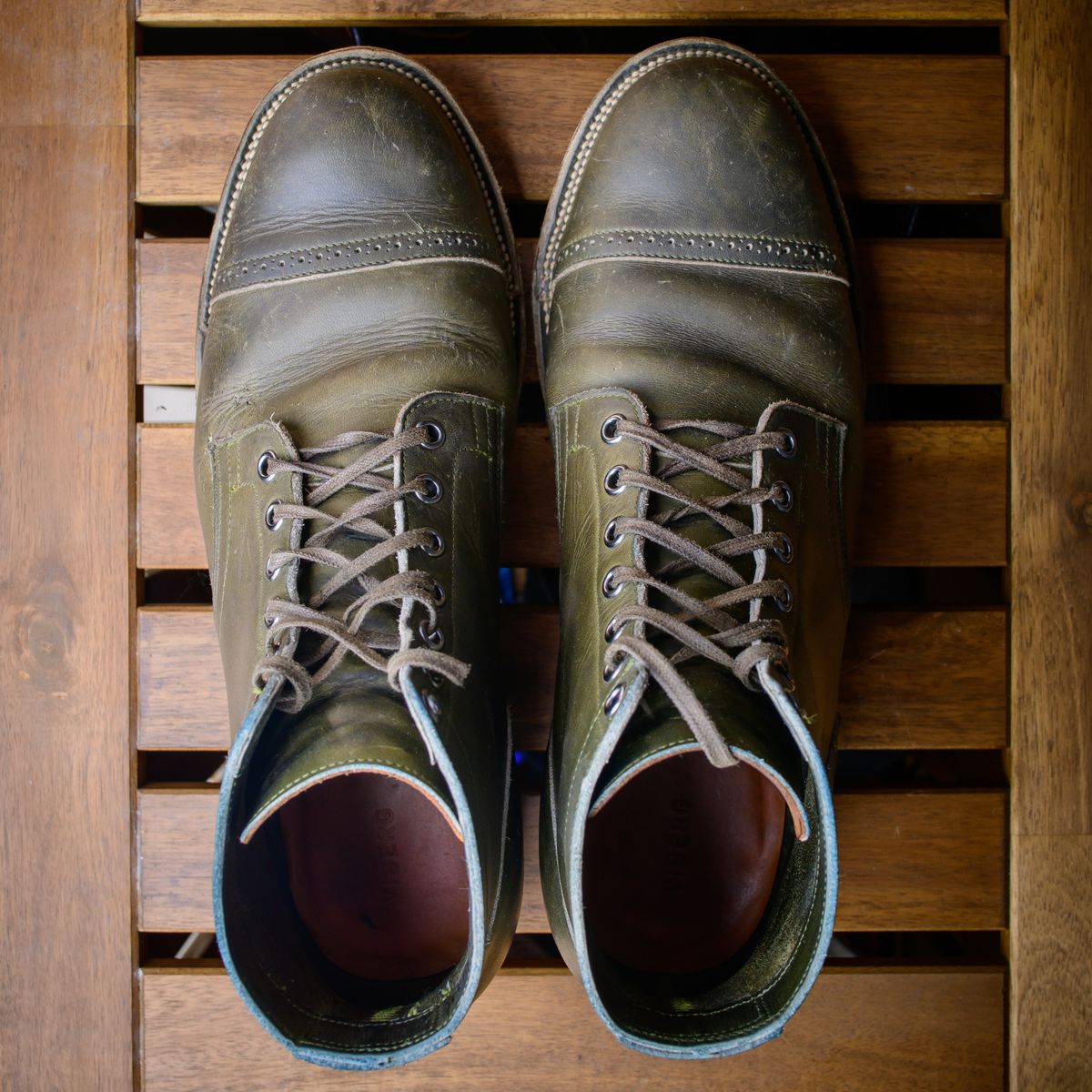 Photo by kungfubeach on November 2, 2025 of the Viberg Service Boot in Horween Olive Chromepak.