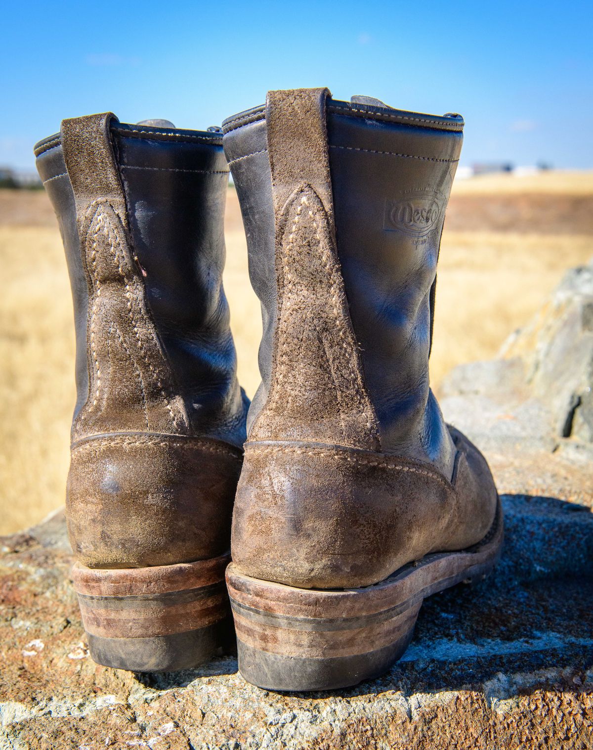 Photo by kungfubeach on October 11, 2025 of the Wesco Firestormer in Seidel Black Tie Domain & Seidel Charcoal Roughout.