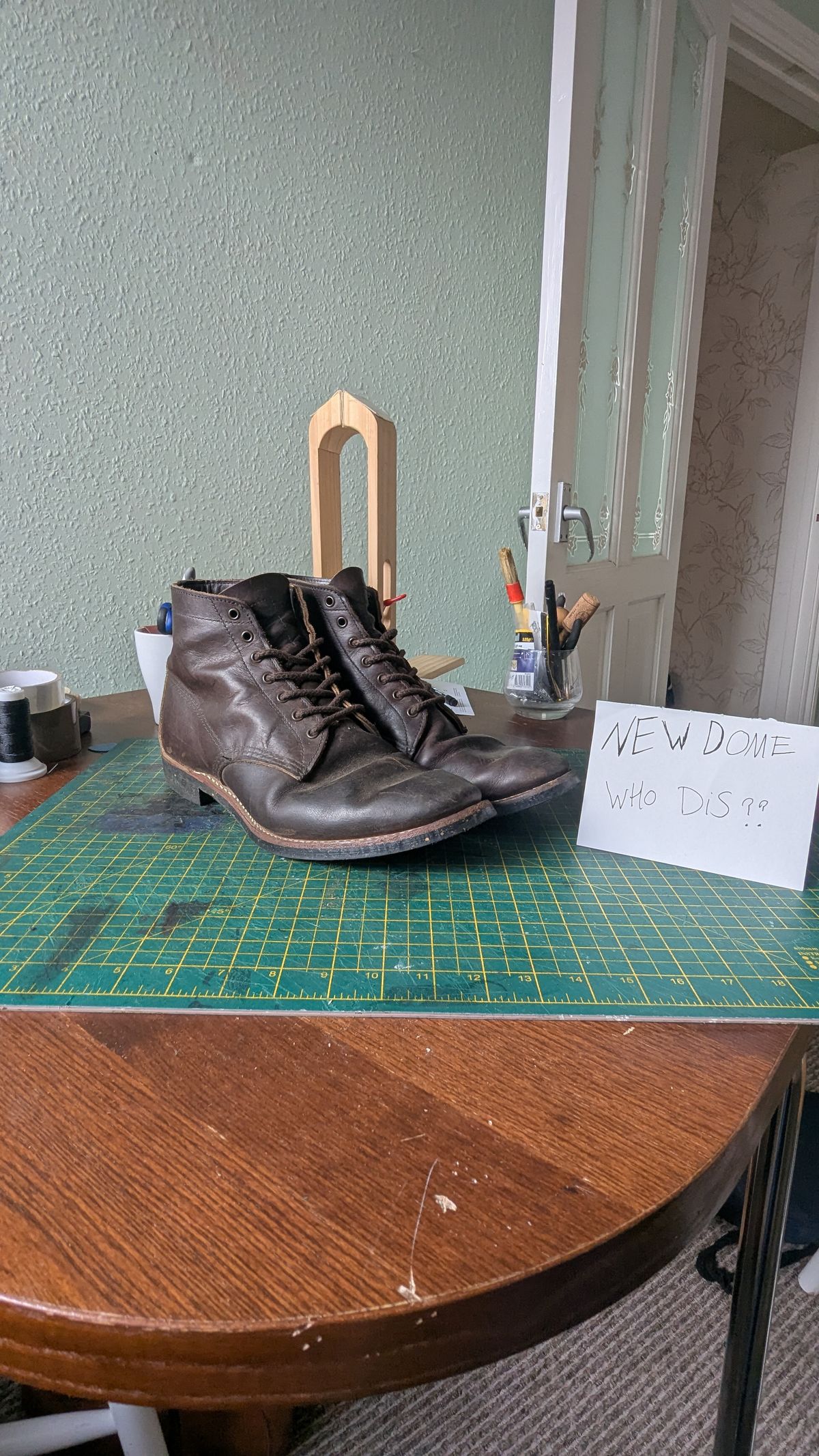 Photo by swoob on October 1, 2025 of the Red Wing Merchant in S.B. Foot Ebony Harness.