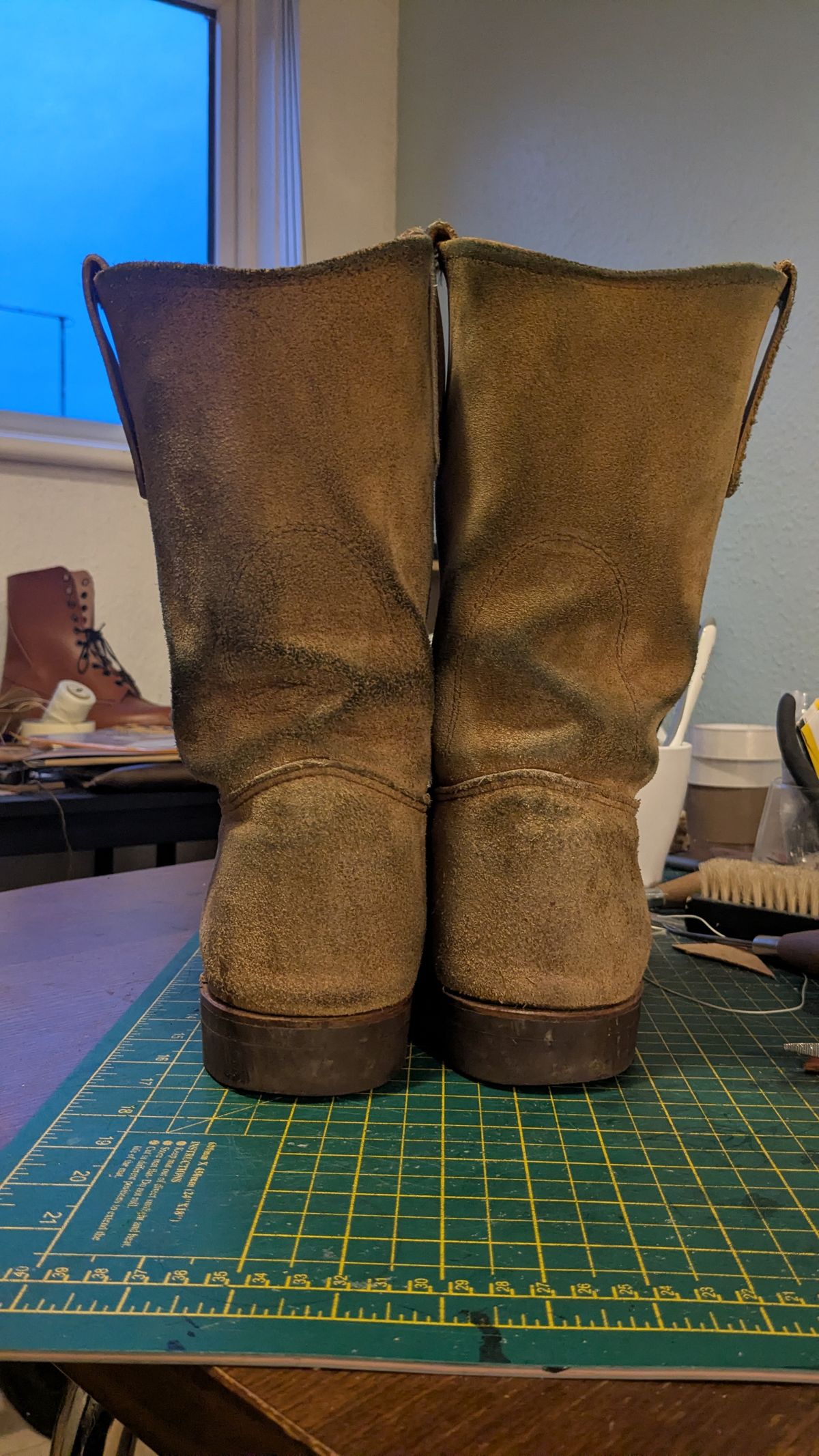 Photo by swoob on November 1, 2025 of the Red Wing Pecos in S.B. Foot Hawthorne Muleskinner.