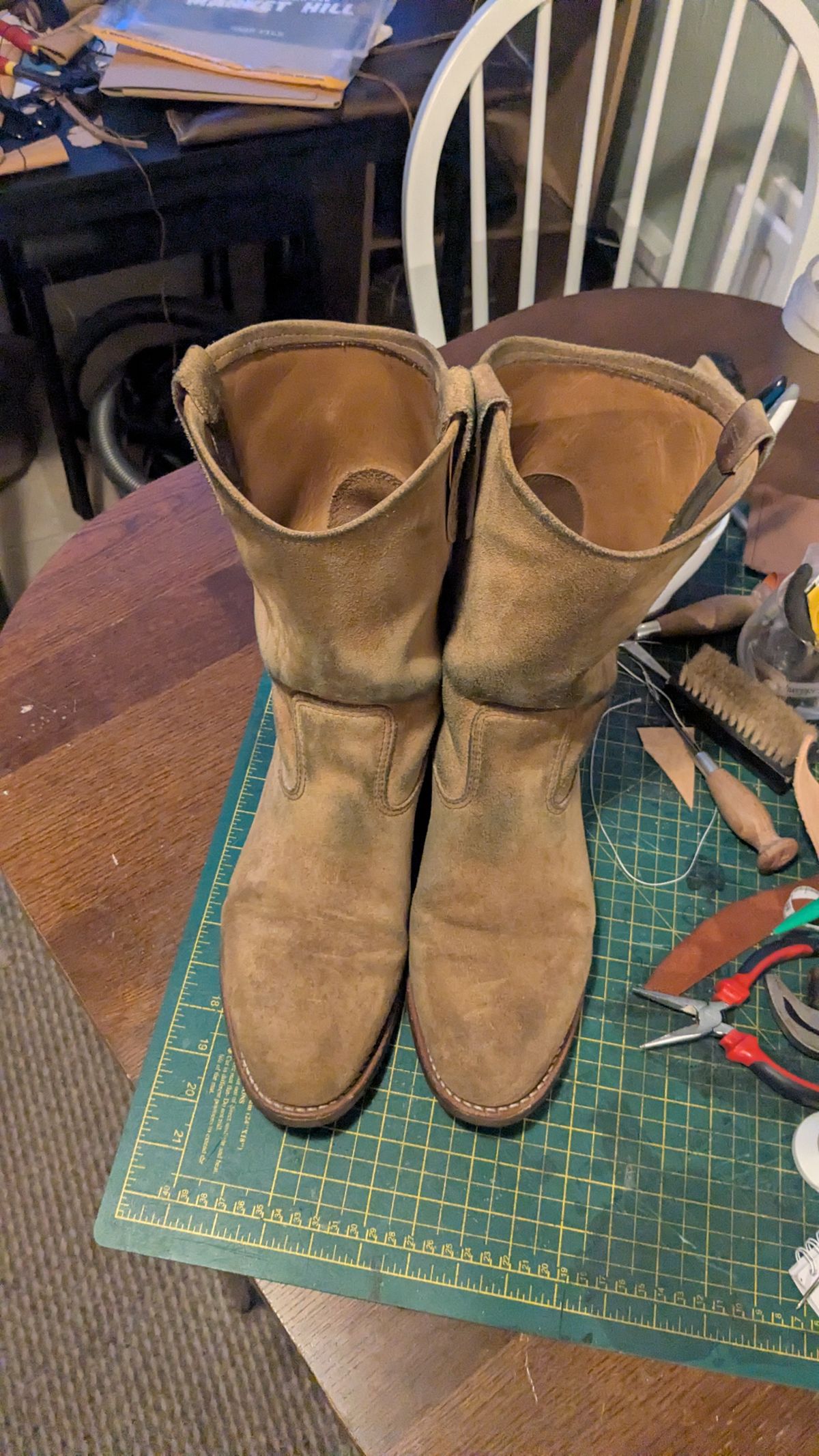 Photo by swoob on November 1, 2025 of the Red Wing Pecos in S.B. Foot Hawthorne Muleskinner.