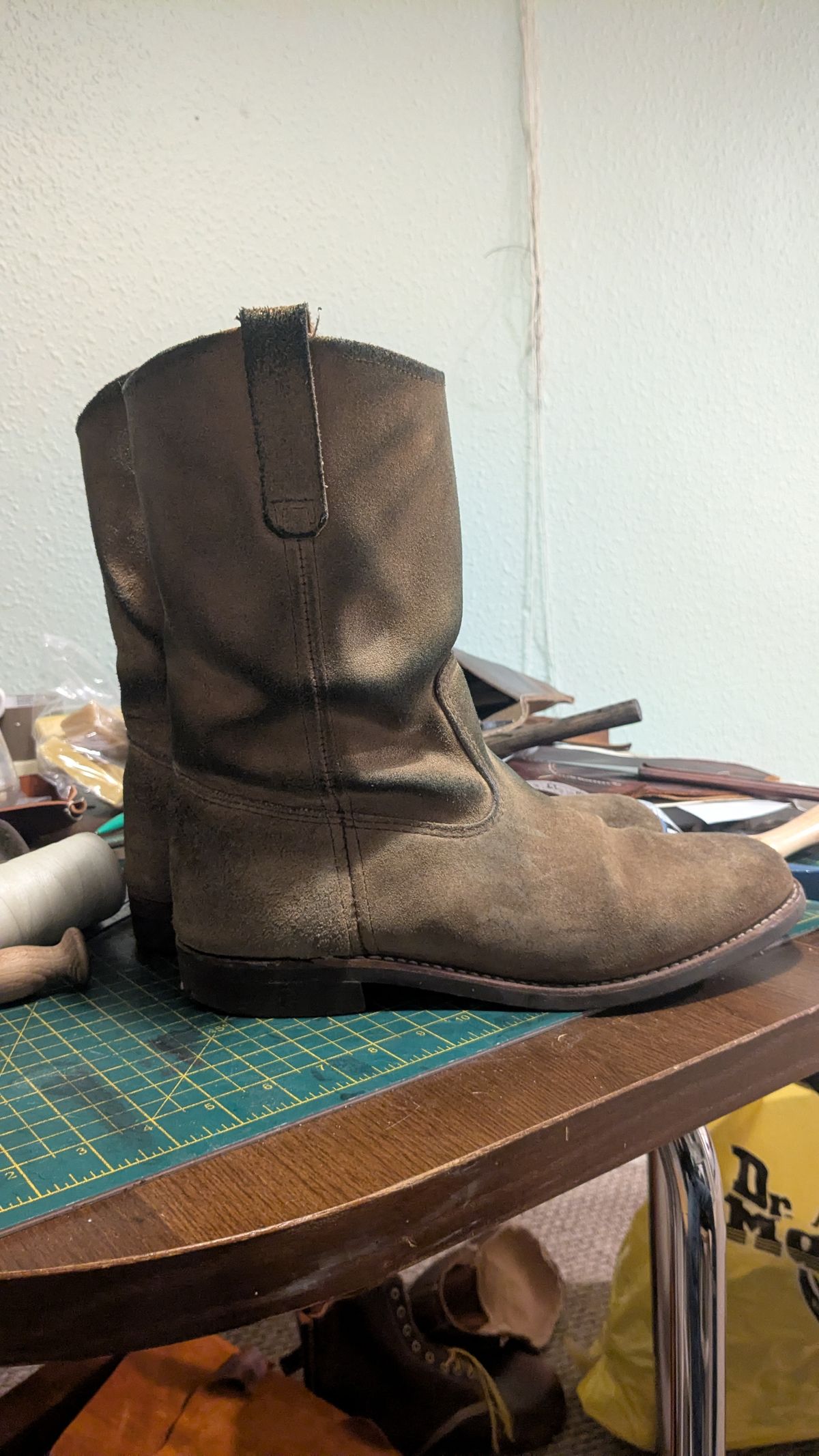 Photo by swoob on December 1, 2025 of the Red Wing Pecos in S.B. Foot Hawthorne Muleskinner.