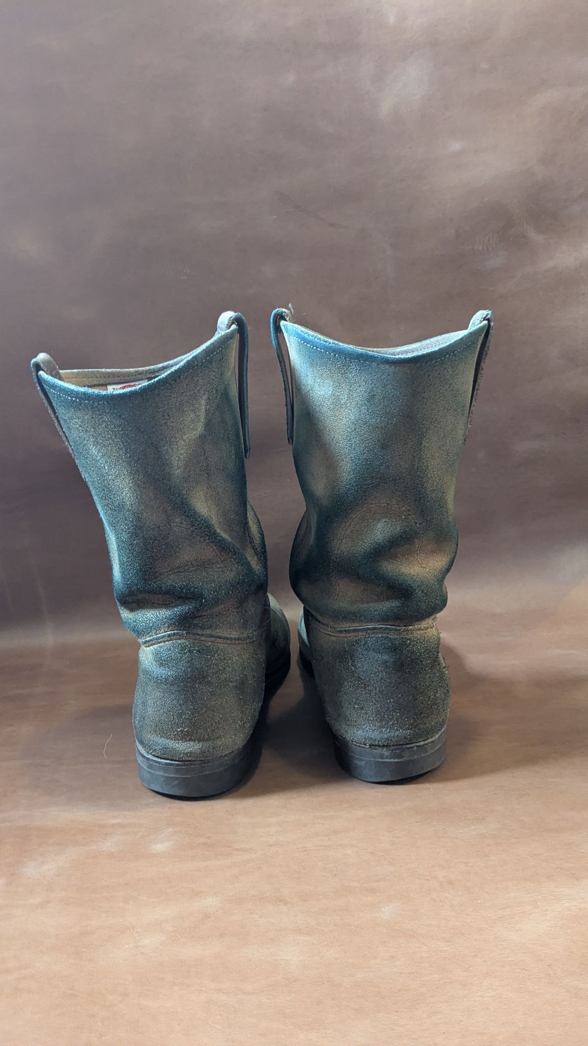 Photo by swoob on April 3, 2026 of the Red Wing Pecos in S.B. Foot Hawthorne Muleskinner.