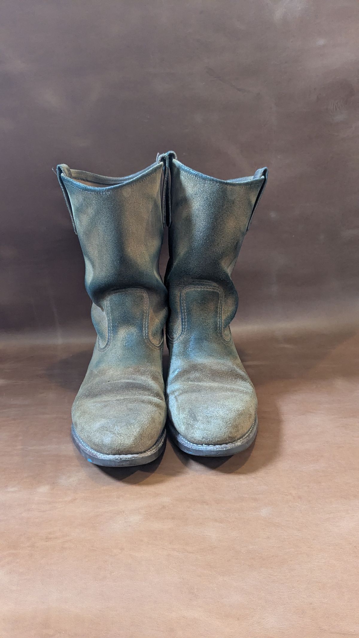 Photo by swoob on April 3, 2026 of the Red Wing Pecos in S.B. Foot Hawthorne Muleskinner.