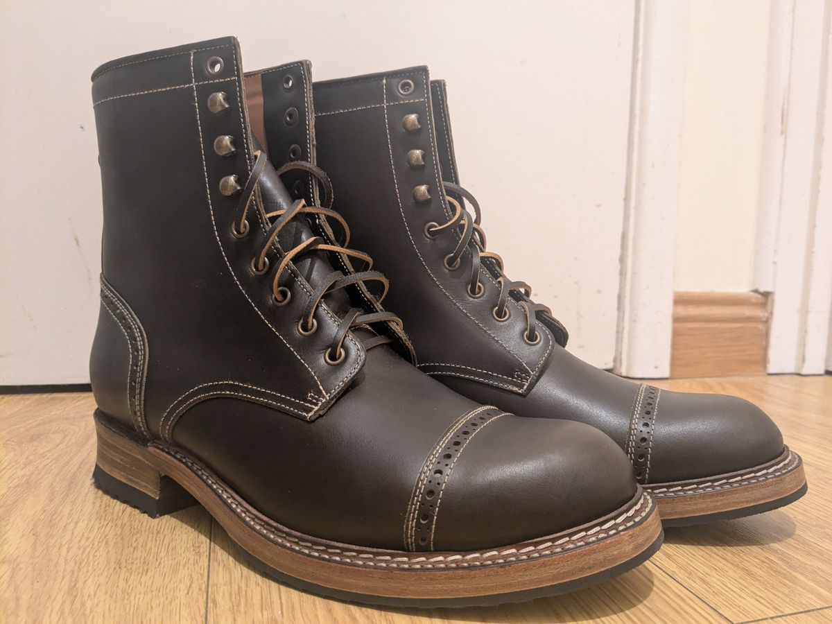 Photo by swoob on October 1, 2024 of the Bright Shoemakers Combat Boot in Olive Oil Veg Tan.