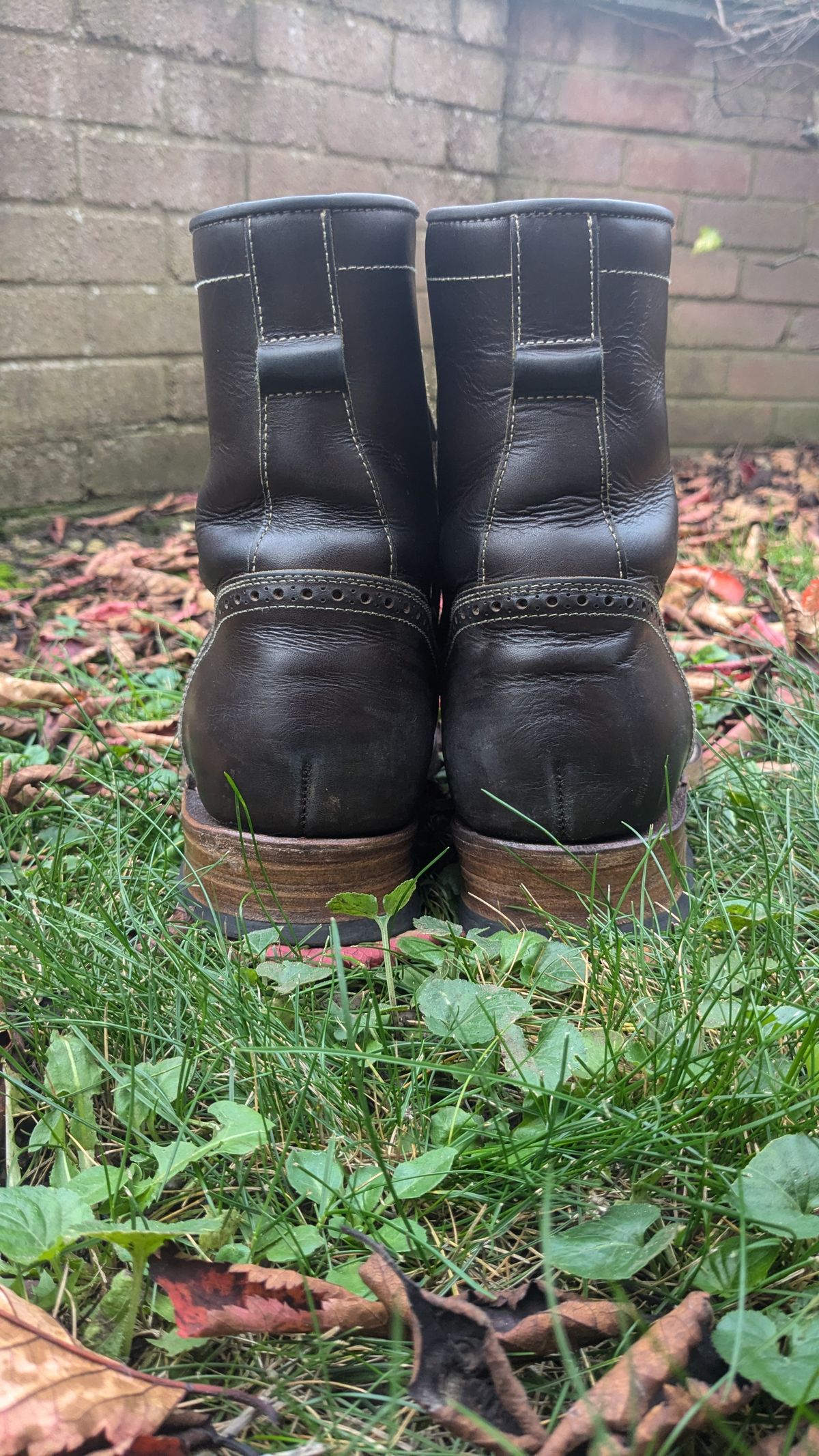 Photo by swoob on November 1, 2024 of the Bright Shoemakers Combat Boot in Olive Oil Veg Tan.