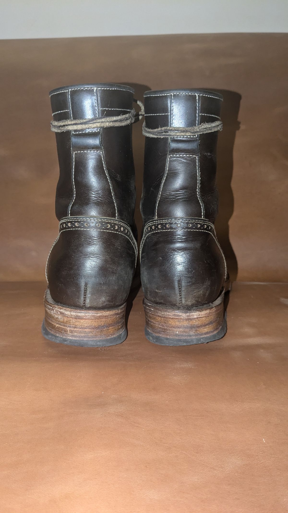 Photo by swoob on December 2, 2024 of the Bright Shoemakers Combat Boot in Olive Oil Veg Tan.