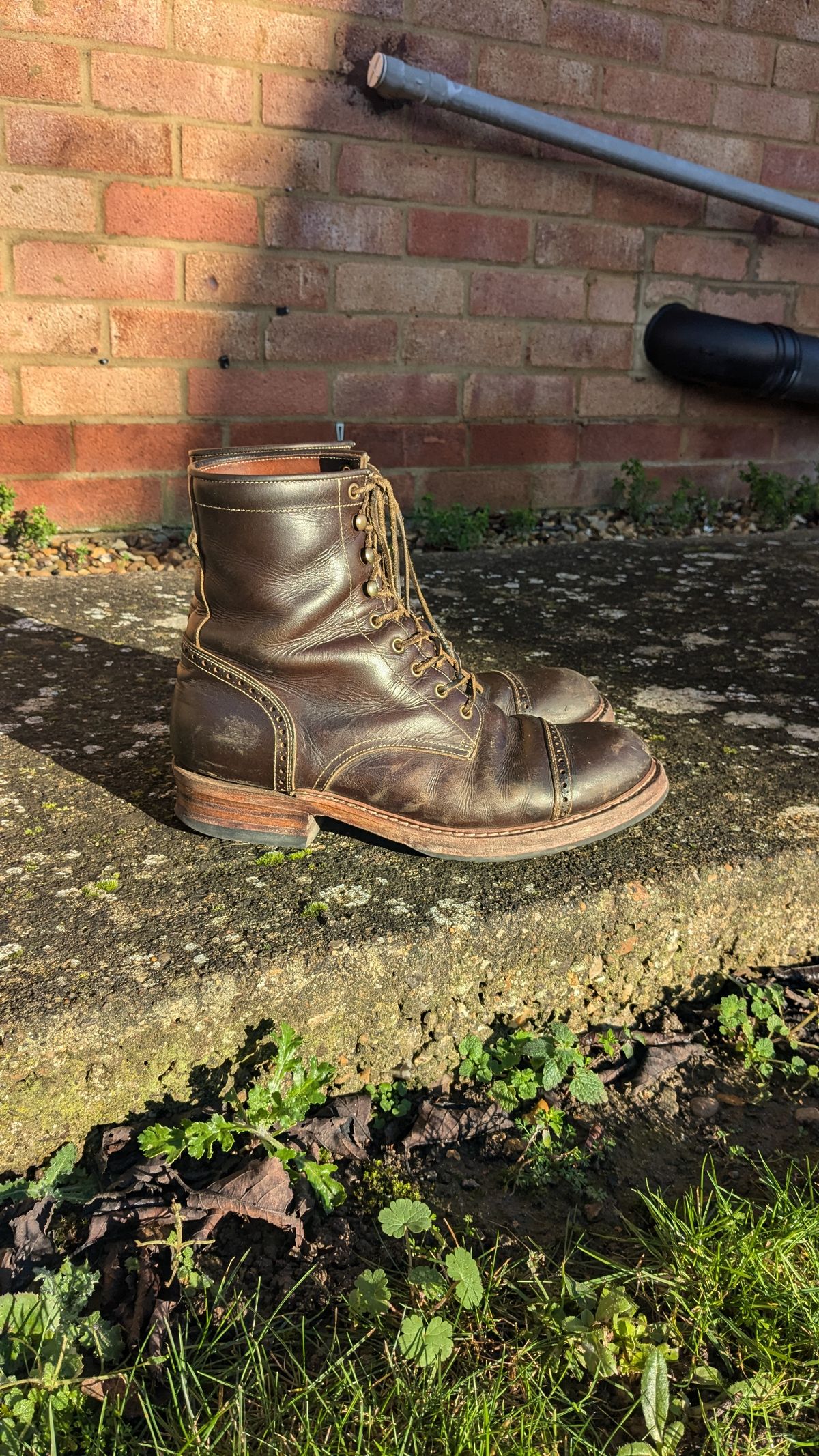 Photo by swoob on January 2, 2025 of the Bright Shoemakers Combat Boot in Olive Oil Veg Tan.