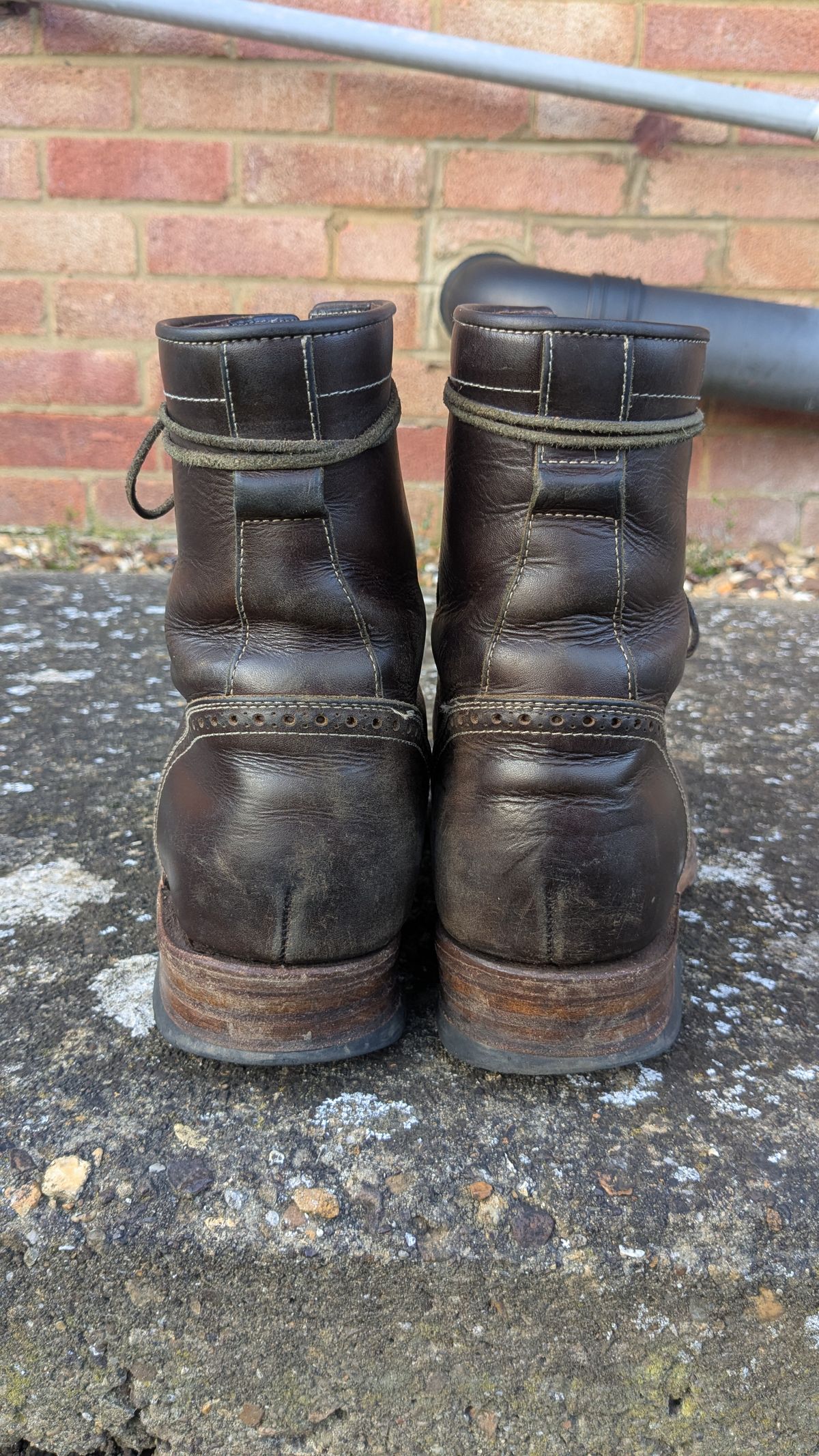 Photo by swoob on March 1, 2025 of the Bright Shoemakers Combat Boot in Olive Oil Veg Tan.