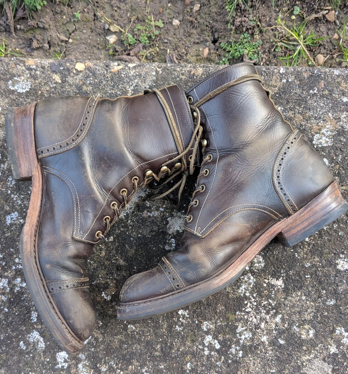 Photo by swoob on March 1, 2025 of the Bright Shoemakers Combat Boot in Olive Oil Veg Tan.