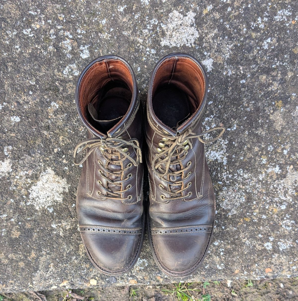 Photo by swoob on March 1, 2025 of the Bright Shoemakers Combat Boot in Olive Oil Veg Tan.