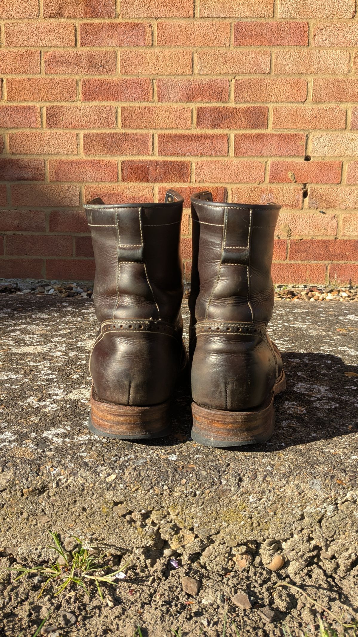Photo by swoob on April 1, 2025 of the Bright Shoemakers Combat Boot in Olive Oil Veg Tan.