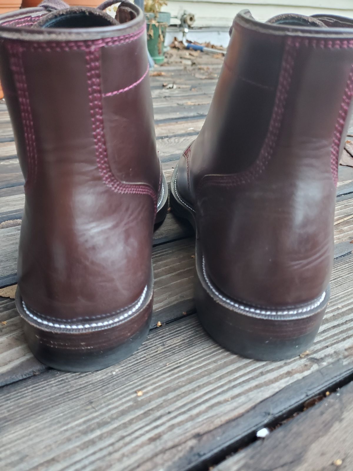 Photo by MDM on January 5, 2025 of the Txture Txture / Pacific boots in Red Wine Pull Up (local).