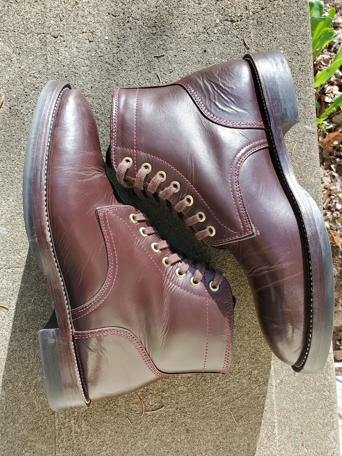 Photo by MDM on April 5, 2025 of the Txture Txture / Pacific boots in Red Wine Pull Up (local).