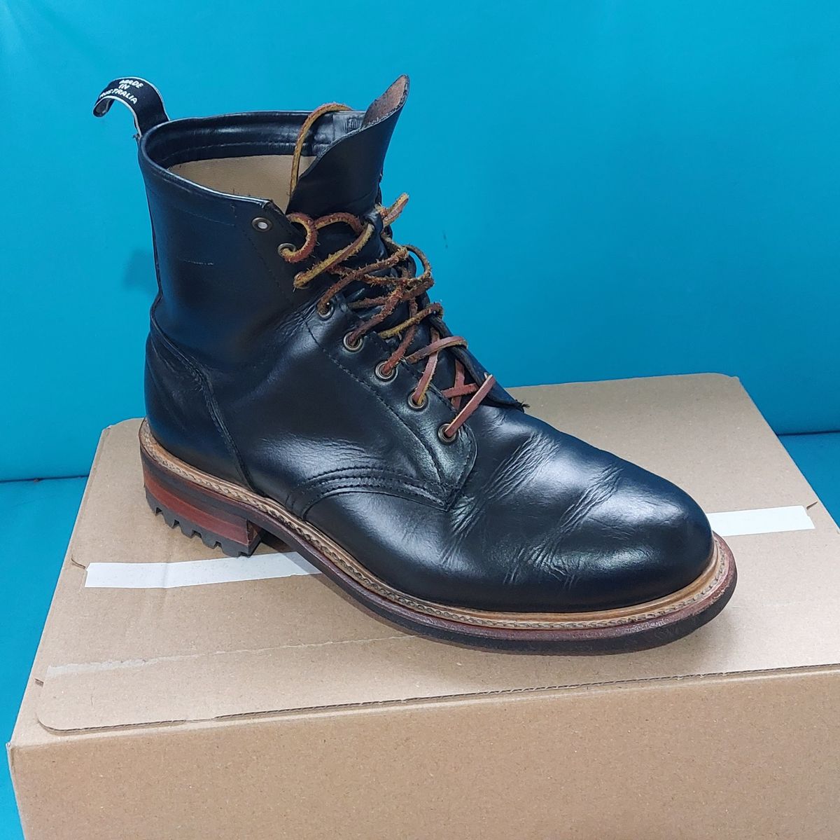 Photo by Wiseacre on April 26, 2024 of the R.M. Williams Rigger Commando in Horween Black Chromexcel.