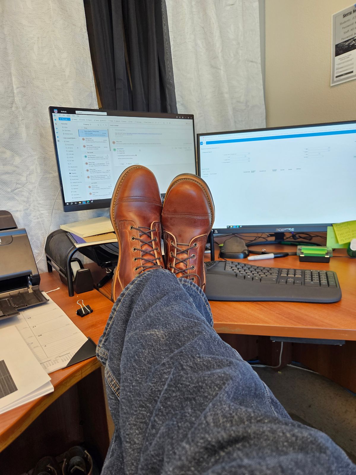 Photo by jhiatt77 on March 24, 2026 of the Truman Cap Toe Boot in Seidel Redwood Double Shot.