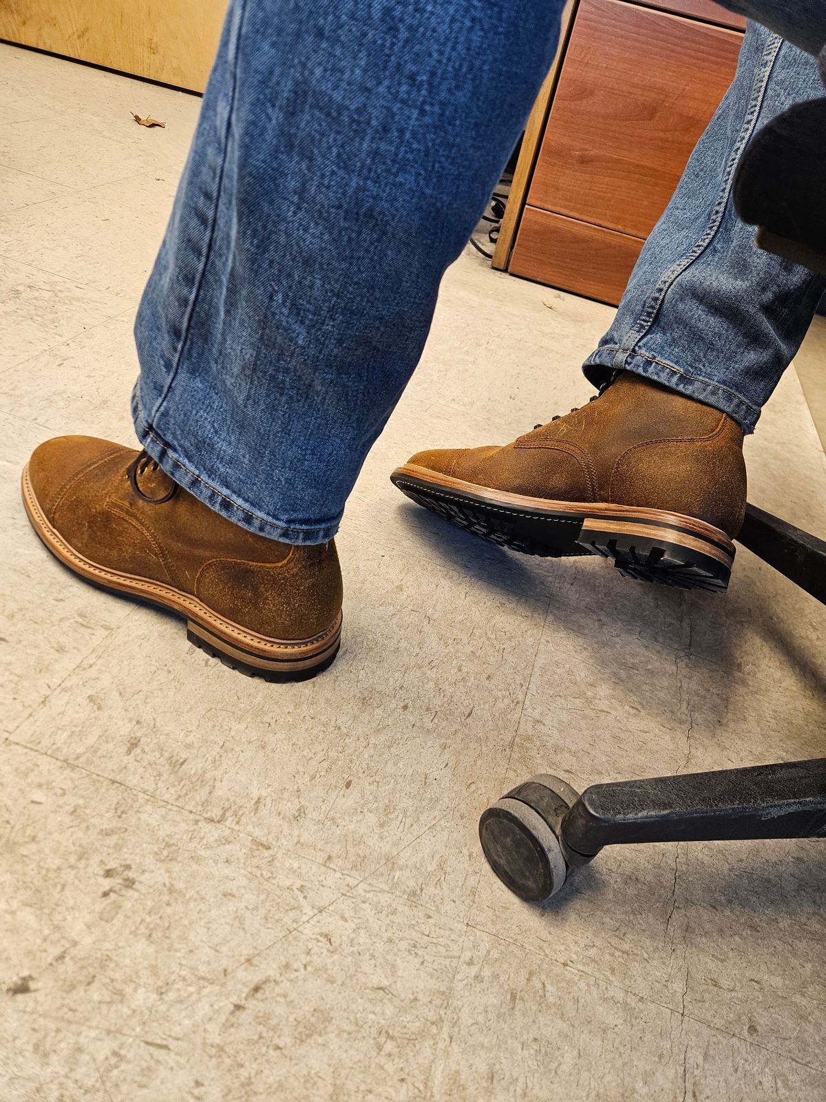 Photo by jhiatt77 on February 27, 2026 of the Parkhurst The Richmond in C.F. Stead Apollo Waxy Commander.