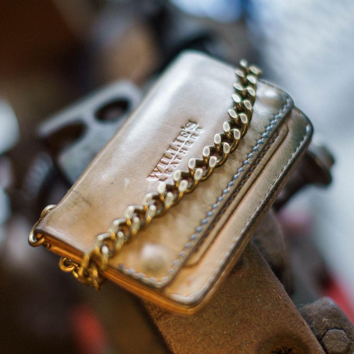 Photo by BiengerZ on January 3, 2026 of the Willie's Handmade Boots Willie's Leathers Lone Rider Wallet in Vegetable-tanned leather Natural.