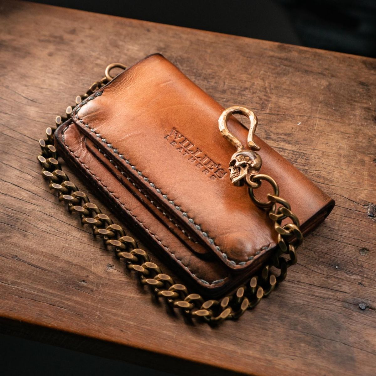 Photo by BiengerZ on April 4, 2026 of the Willie's Handmade Boots Willie's Leathers Lone Rider Wallet in Vegetable-tanned leather Natural.